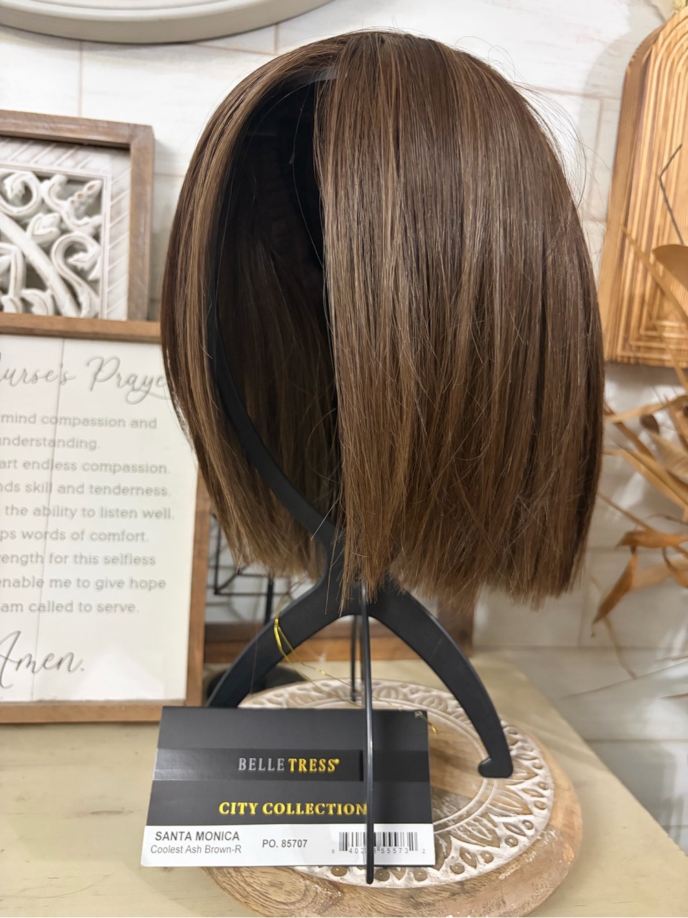 BelleTress Santa Monica Wig in Cool Ash Brown R. Heat friendly, NEW!
